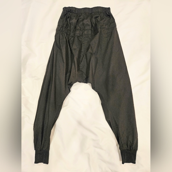 QLZW Black Drop-Crotch Wrap Front Harem Pants - Picture 3 of 6